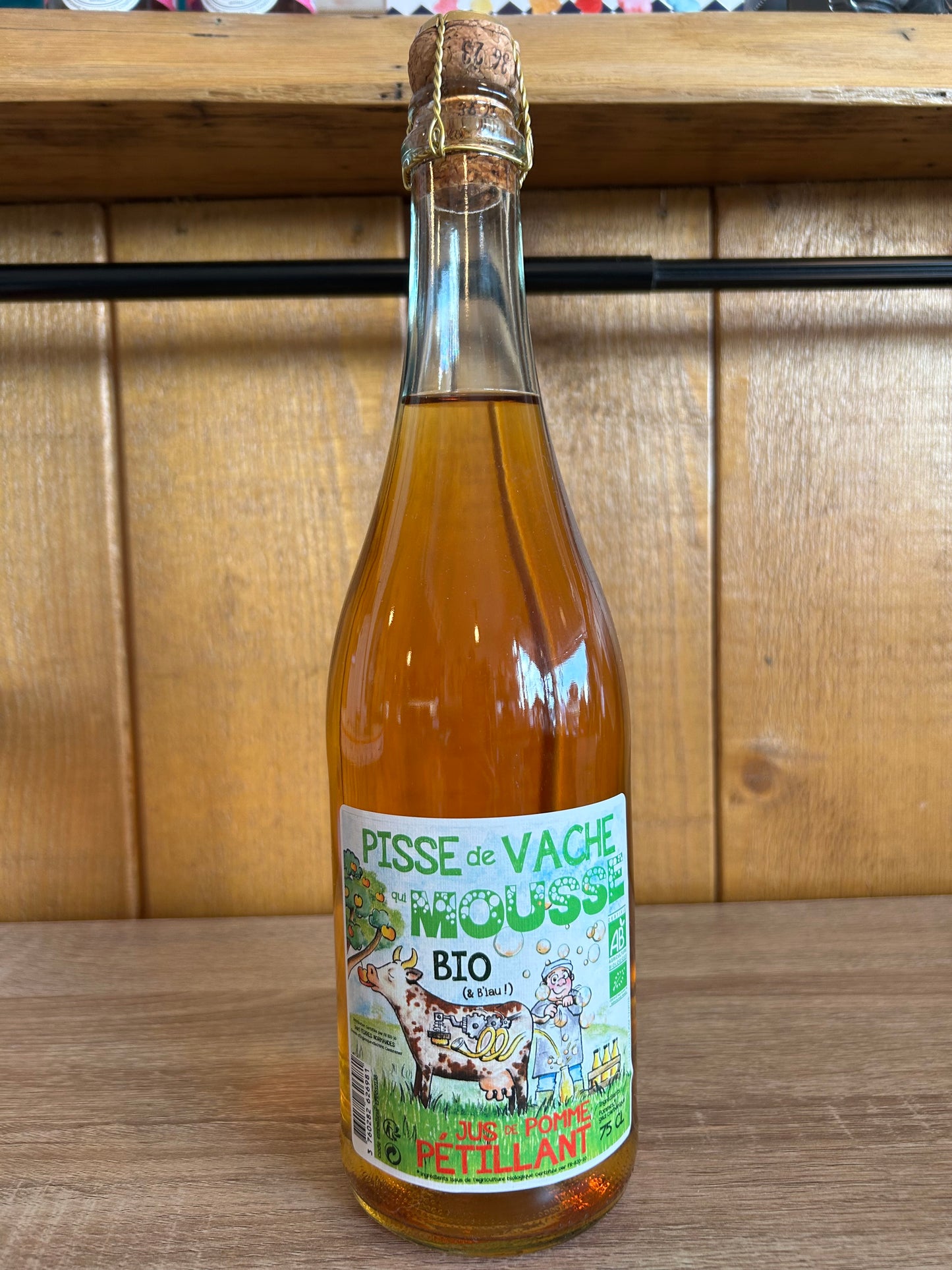 Jus de pomme pétillant "Pisse de vache" 75cl