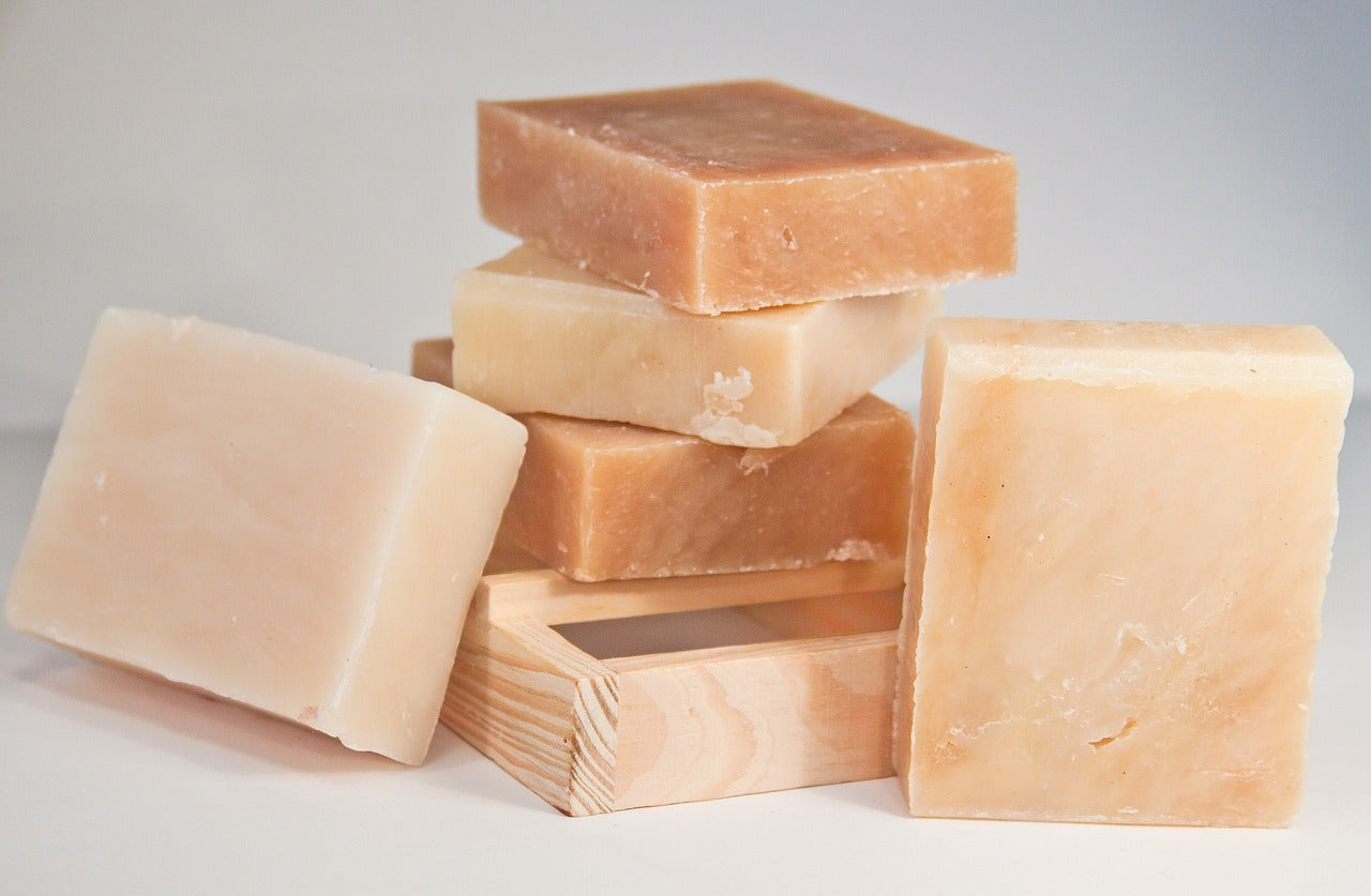 Savons, Gels douche et Shampoings